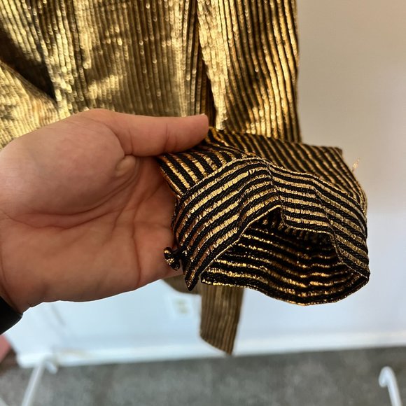 Make an Offer: Dodo Bar Or Metallic Top - Sexy Low Cut - Picture 4 of 6